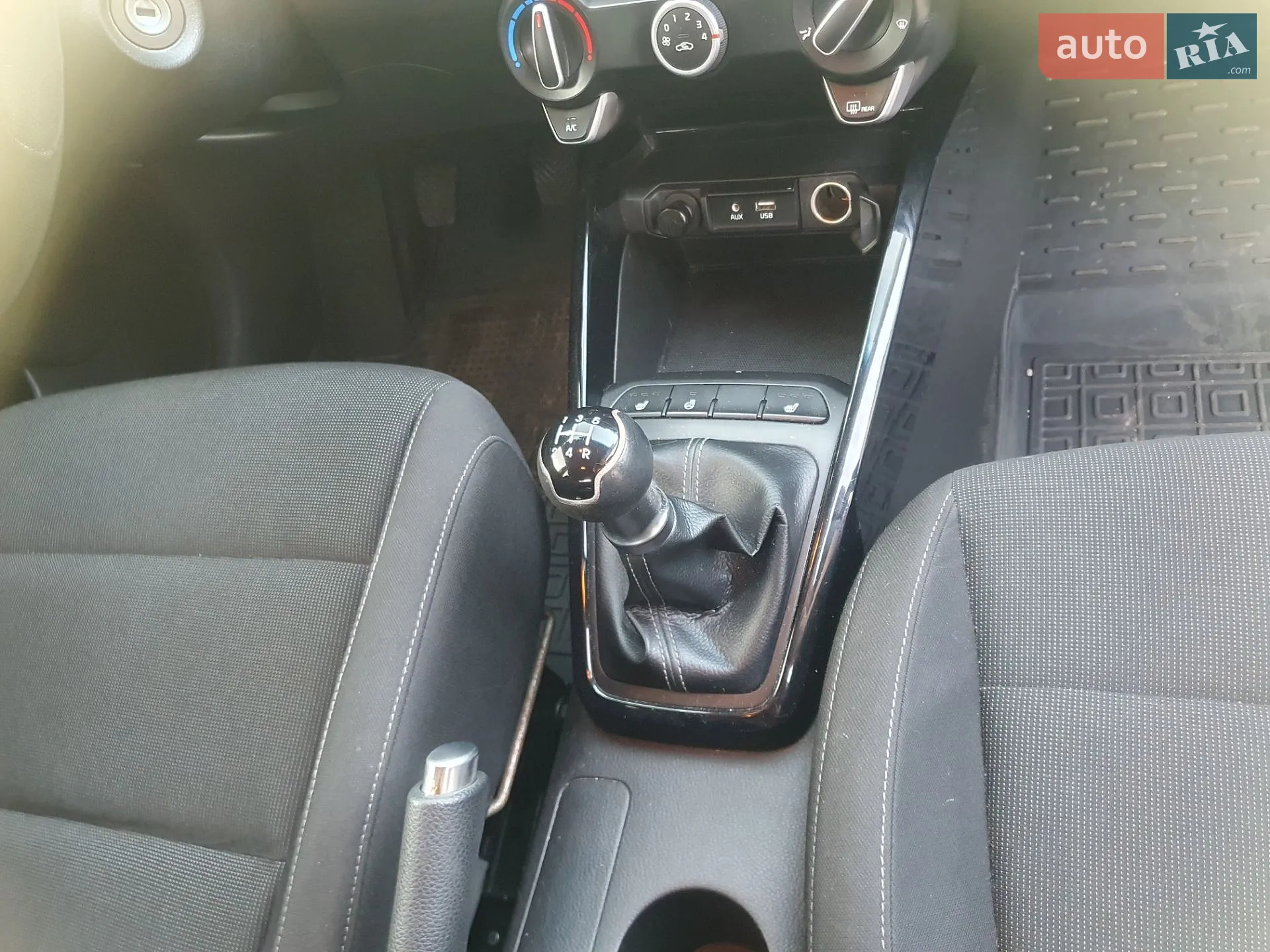 2018 Kia Rio - мініатюра 13
