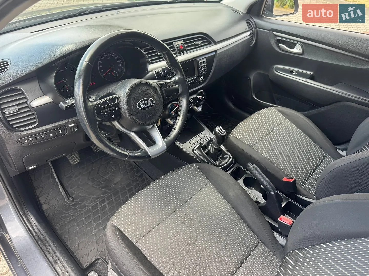 2017 Kia Rio - мініатюра 10