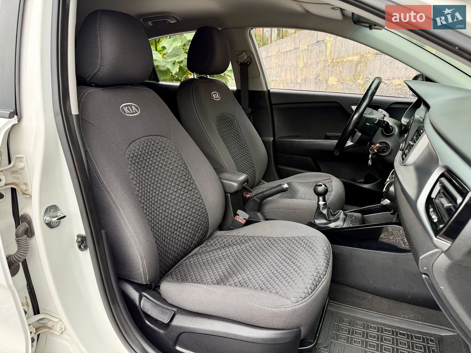 2017 Kia Rio - мініатюра 9