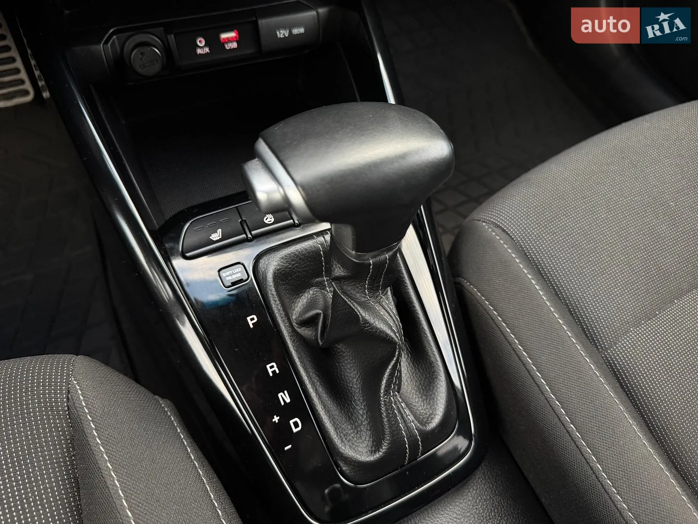 2017 Kia Rio - мініатюра 66