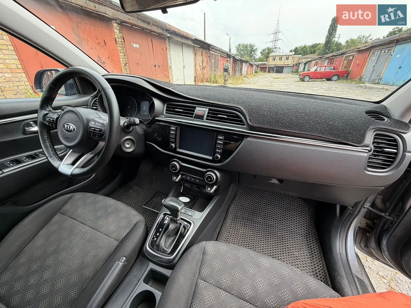 2019 Kia Rio - мініатюра 21