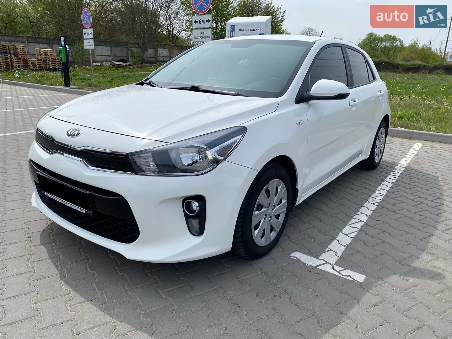 2020 Kia Rio - мініатюра 2