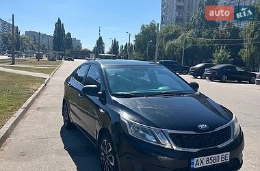 Седан Kia Rio 2013 в Харкові