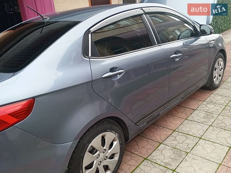 Хэтчбек Kia Rio 2012 в Борисполе