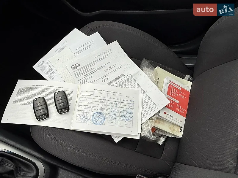 Хэтчбек Kia Rio 2015 в Днепре документ