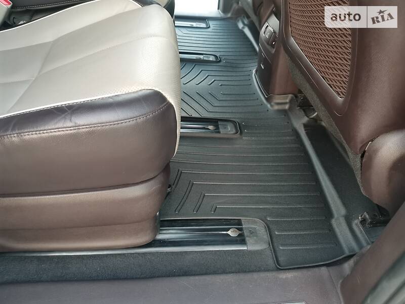 Мінівен Kia Sedona 2017 в Києві