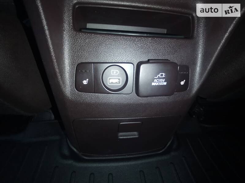 Мінівен Kia Sedona 2017 в Києві