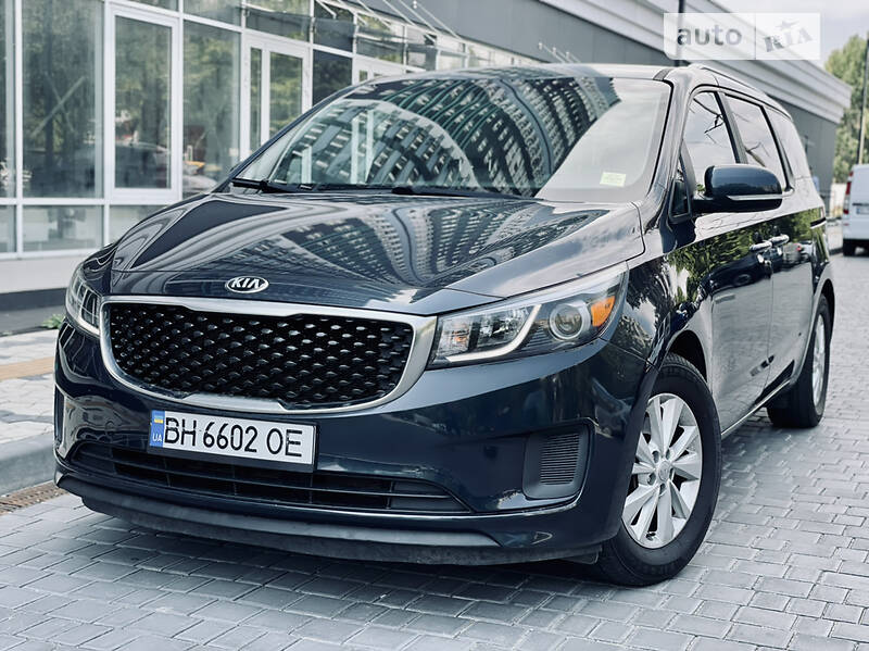 Минивэн Kia Sedona 2015 в Одессе