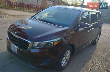 Мінівен Kia Sedona 2017 в Івано-Франківську