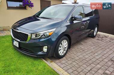 Минивэн Kia Sedona 2015 в Ивано-Франковске