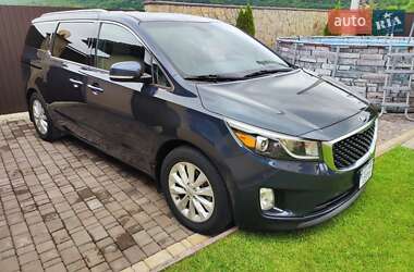 Мінівен Kia Sedona 2015 в 