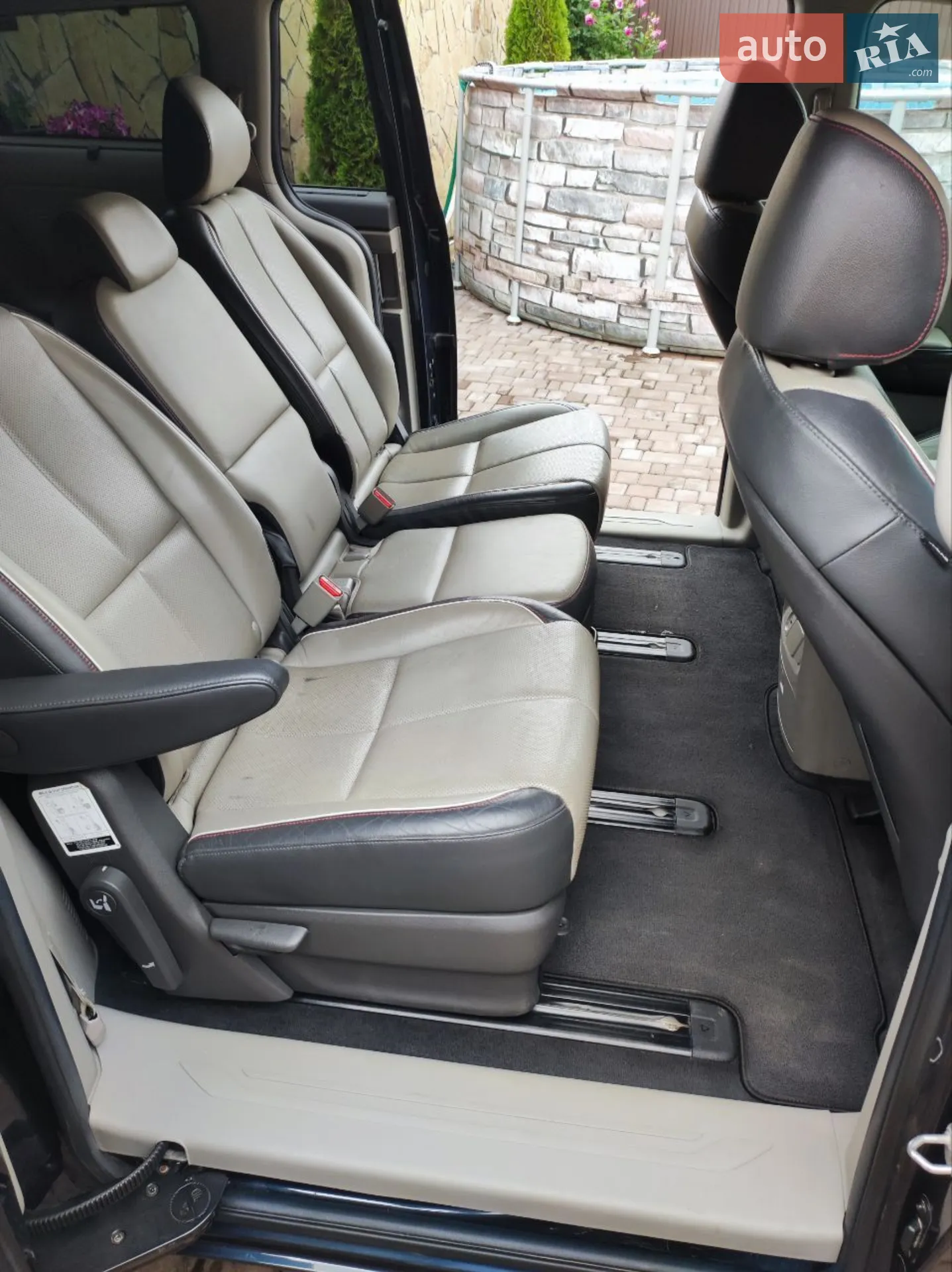 2015 Kia Sedona - мініатюра 44