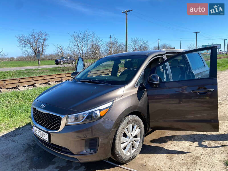Мінівен Kia Sedona 2016 в Одесі фото 5 Мінівен Kia Sedona 2016 в Одесі