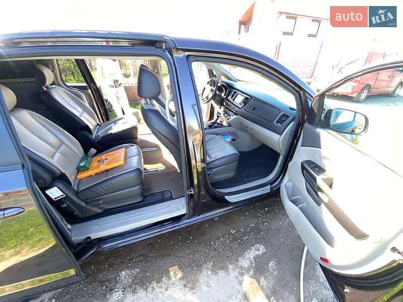 Мінівен Kia Sedona 2016 в Одесі фото 16 Мінівен Kia Sedona 2016 в Одесі