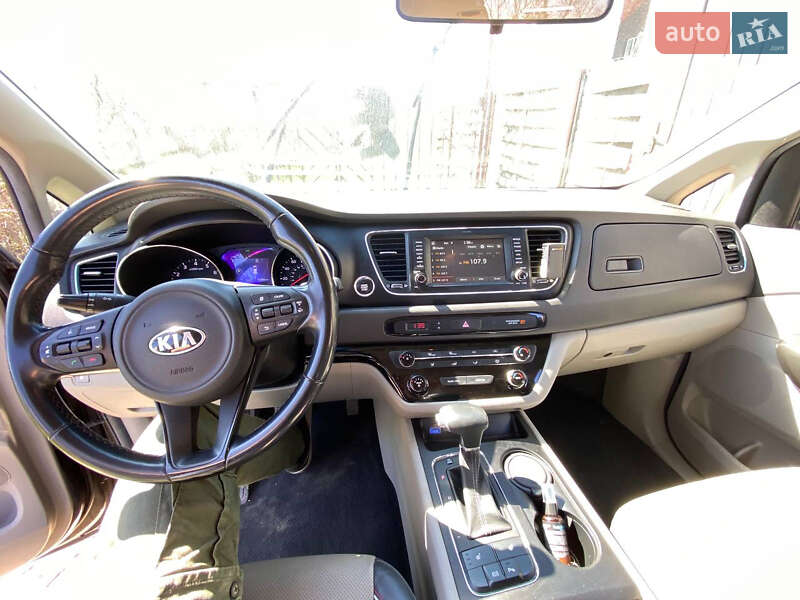 Мінівен Kia Sedona 2016 в Одесі фото 23 Мінівен Kia Sedona 2016 в Одесі