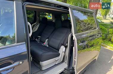 Минивэн Kia Sedona 2014 в 