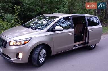 Минивэн Kia Sedona 2016 в Белогородке