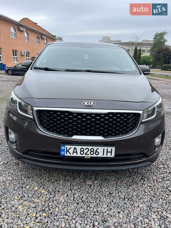 Мінівен Kia Sedona 2015 в Вишневому