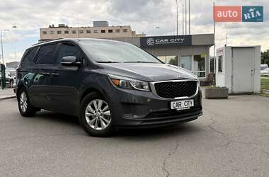 Мінівен Kia Sedona 2017 в Києві
