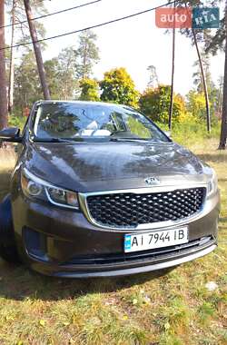 Минивэн Kia Sedona 2015 в Ирпене
