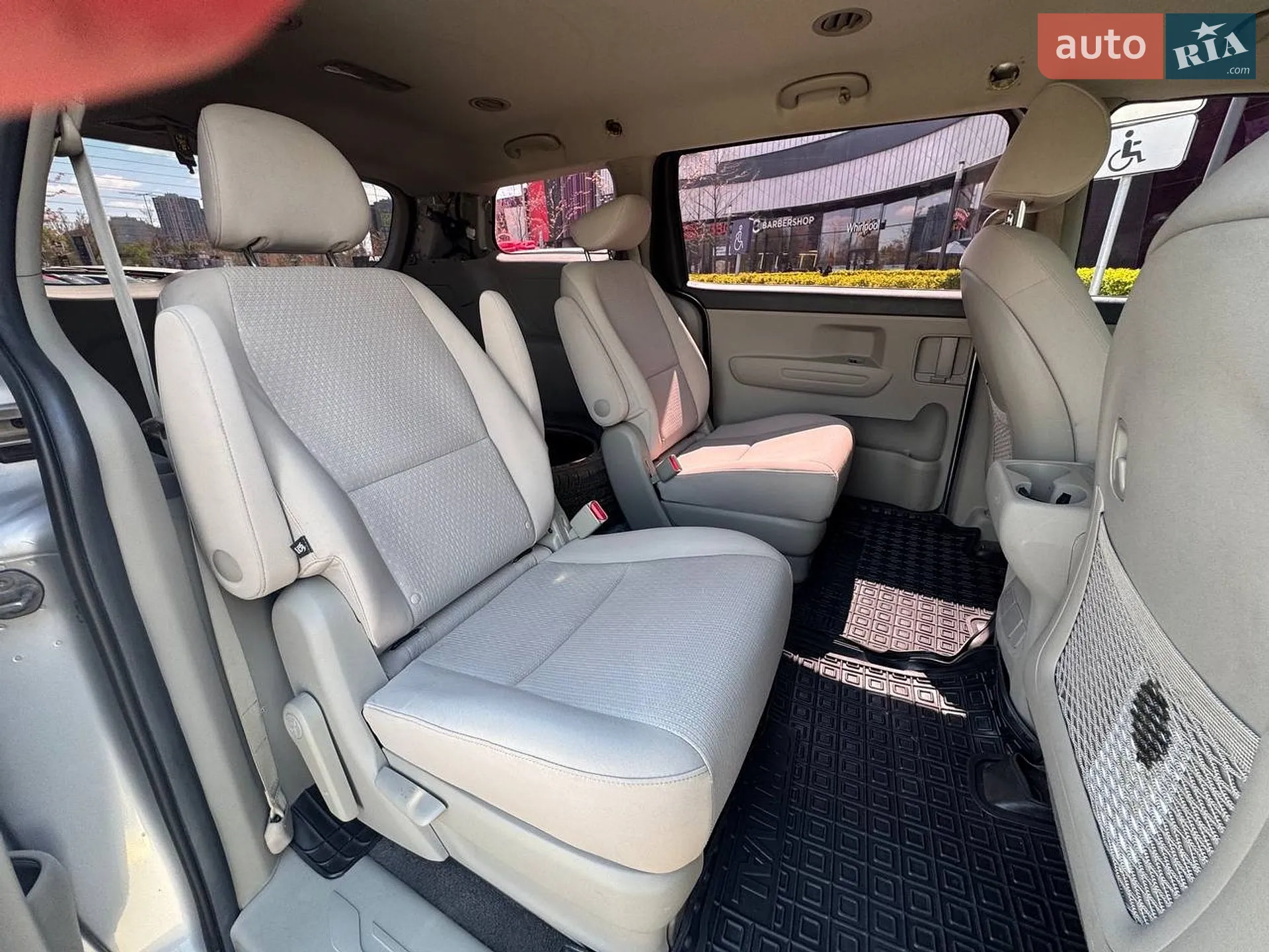 2017 Kia Sedona - мініатюра 10
