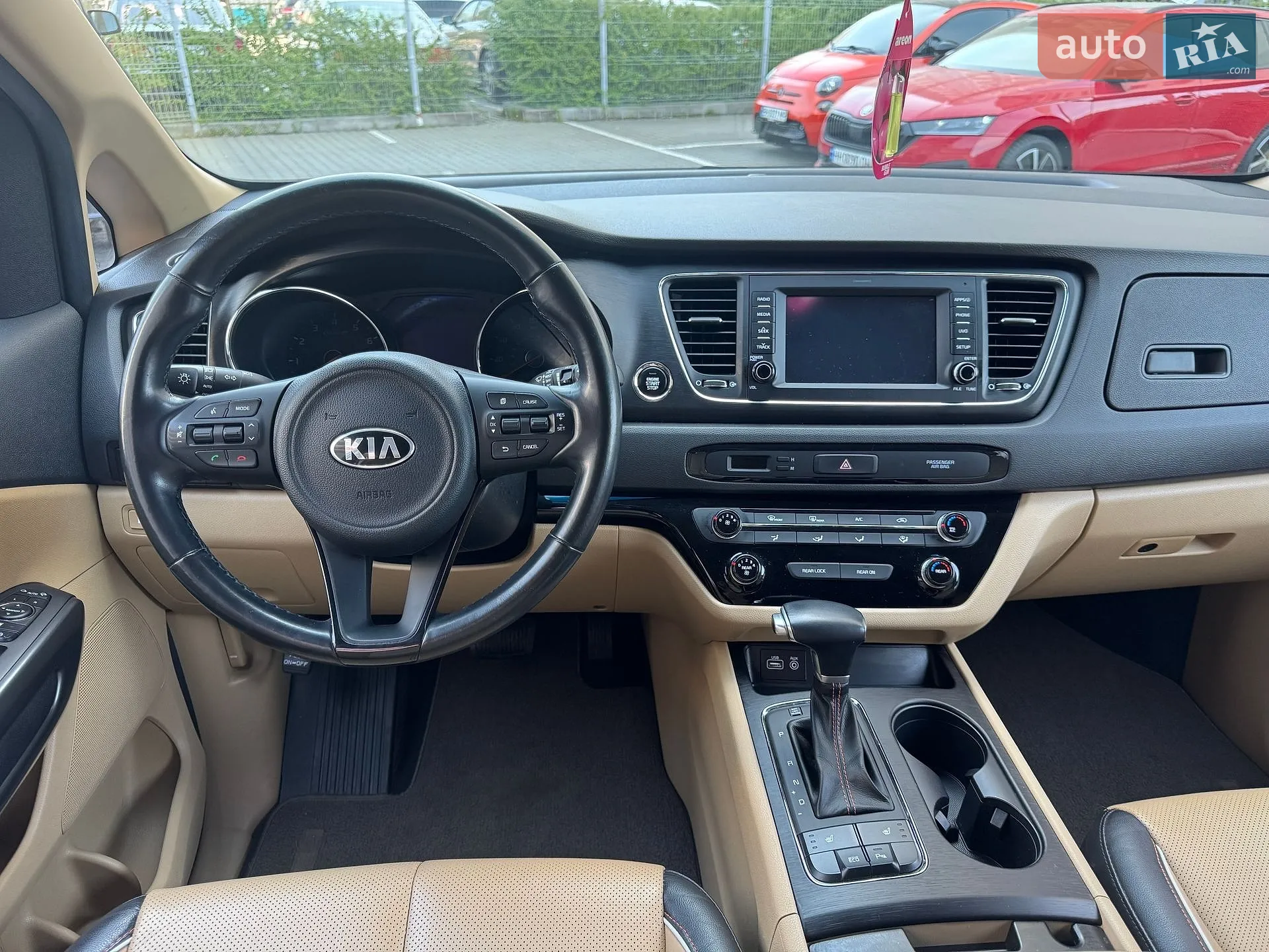 2017 Kia Sedona - мініатюра 16