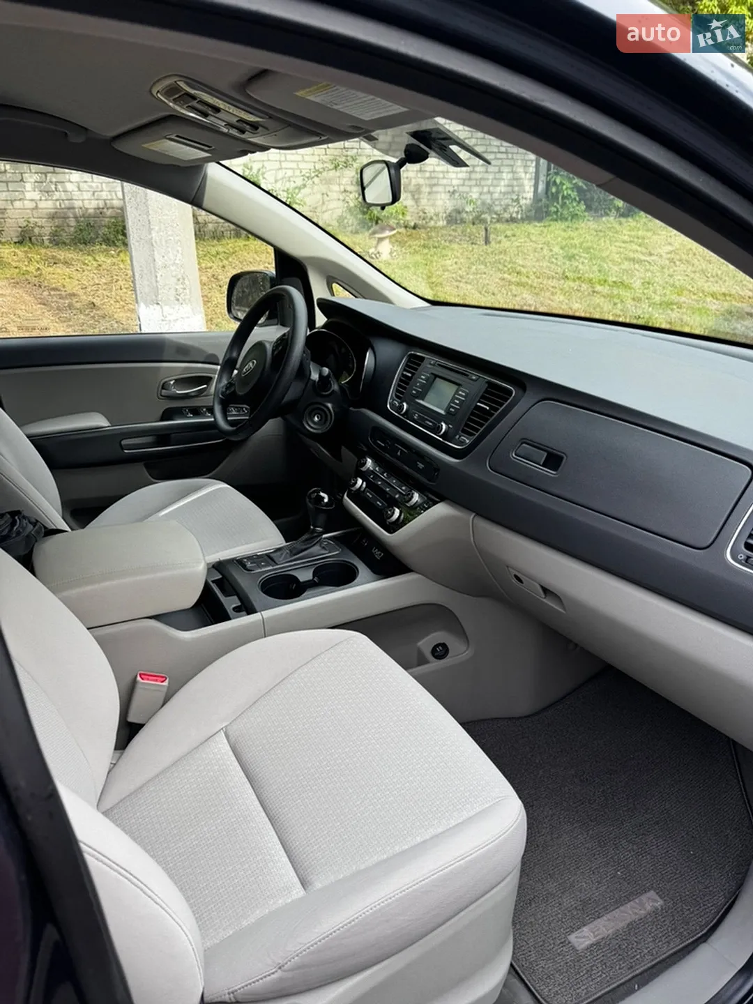 2015 Kia Sedona - мініатюра 10