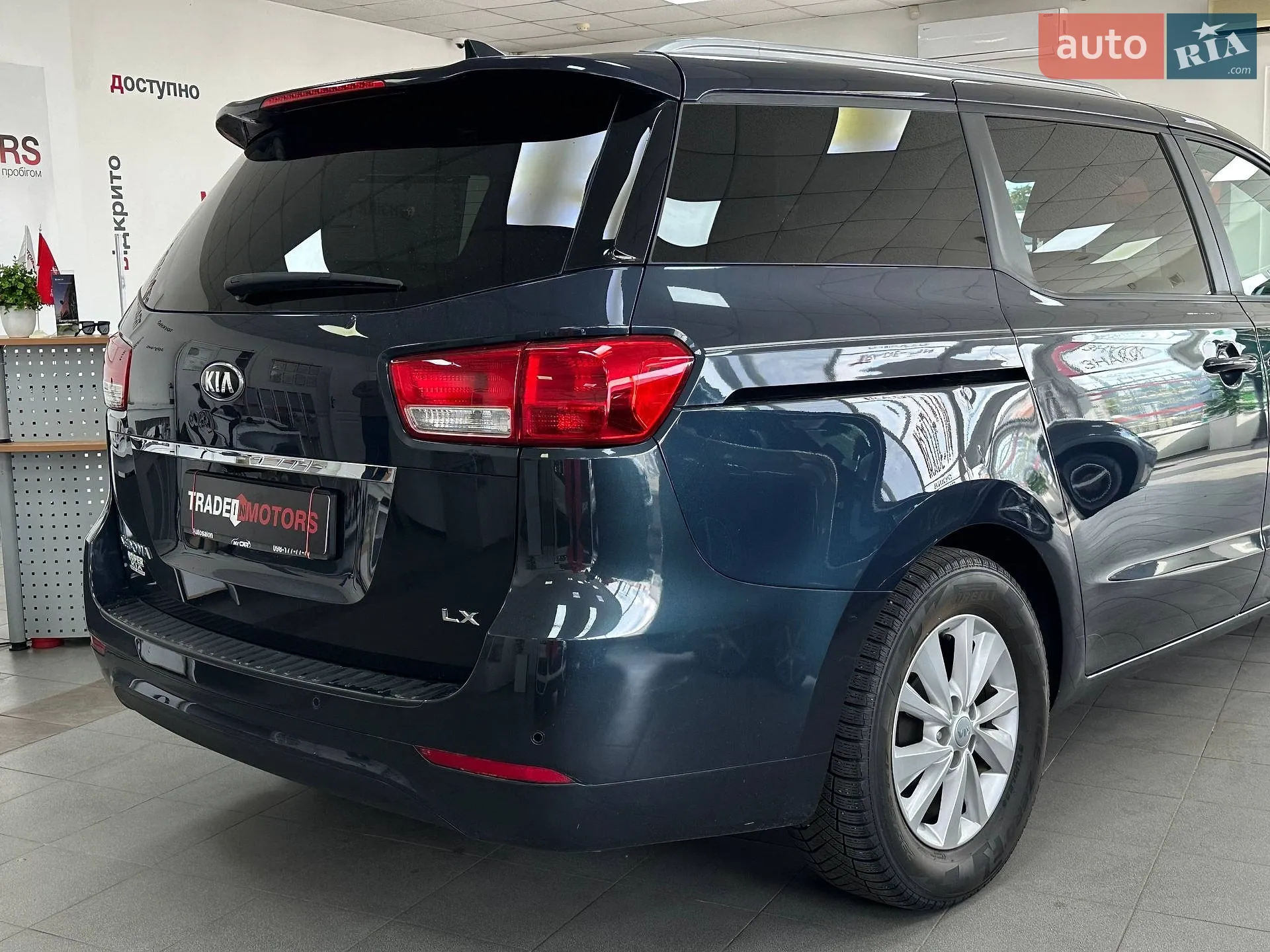 2015 Kia Sedona - мініатюра 9