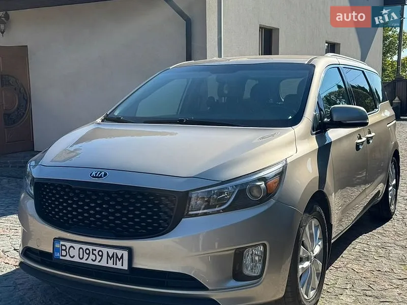 Kia Sedona 2015