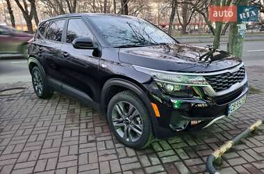 Внедорожник / Кроссовер Kia Seltos 2021 в 