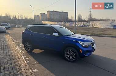 Внедорожник / Кроссовер Kia Seltos 2020 в Кривом Роге