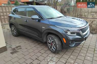 Внедорожник / Кроссовер Kia Seltos 2020 в Киеве