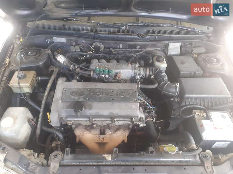 Седан Kia Sephia 1998 в Белой Церкви