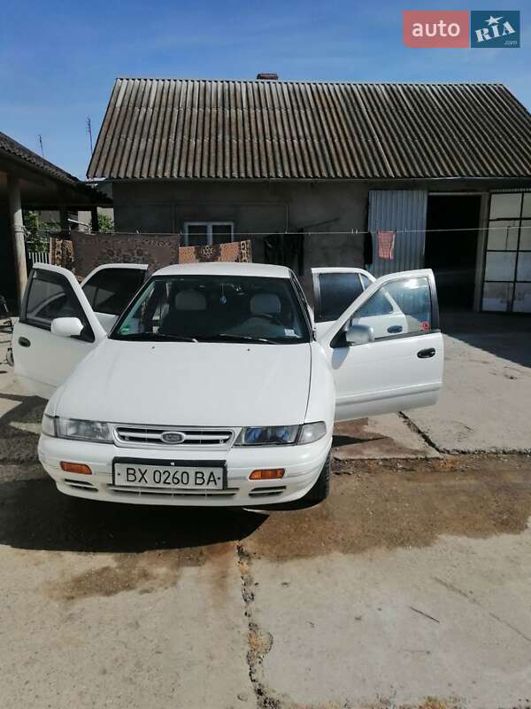 Седан Kia Sephia 1994 в Борщеве