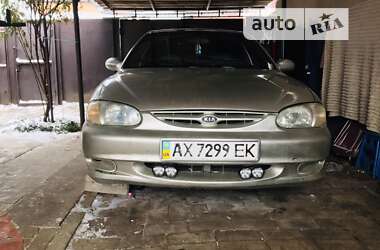 Седан Kia Sephia 1998 в Харькове