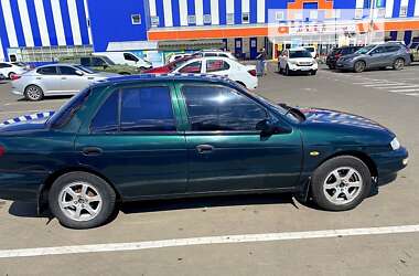 Седан Kia Sephia 1997 в Сумах