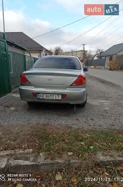 Седан Kia Sephia 2002 в Новомосковске