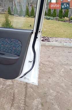 Седан Kia Sephia 2001 в 
