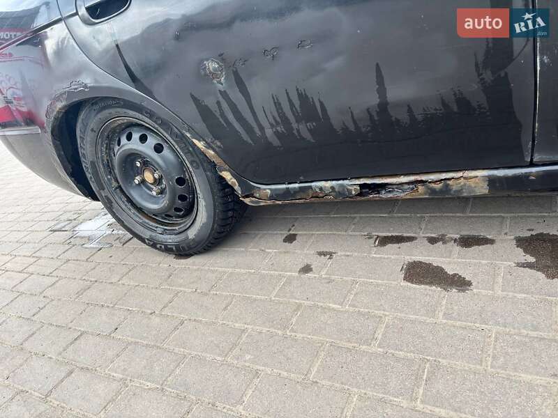 Седан Kia Sephia 1998 в Виннице фото 6 Седан Kia Sephia 1998 в Виннице