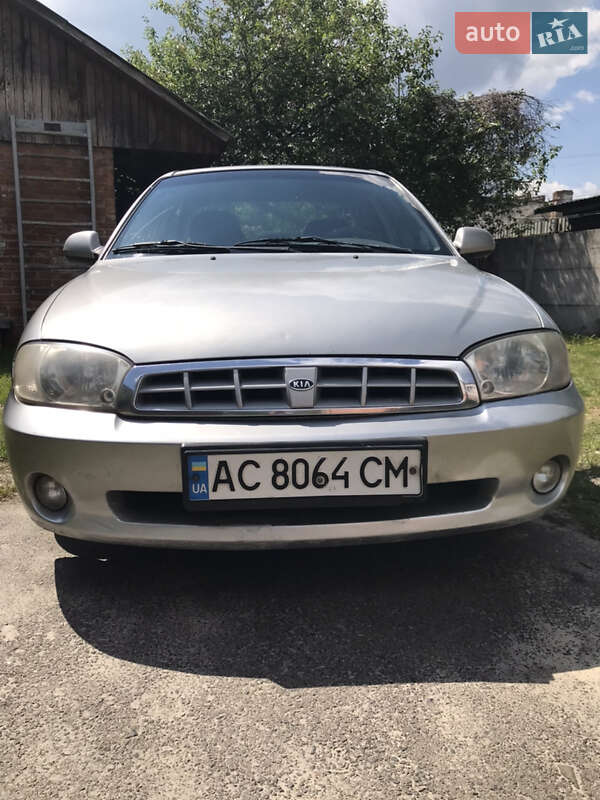 Kia Sephia 2004