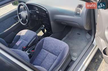 Седан Kia Sephia 2004 в 