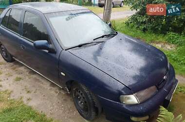 Седан Kia Sephia 1997 в Волочиську