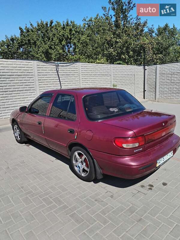 Седан Kia Sephia 1997 в Запорожье