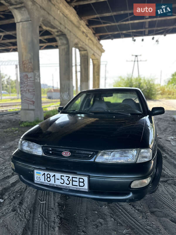 Седан Kia Sephia 1997 в Киеве