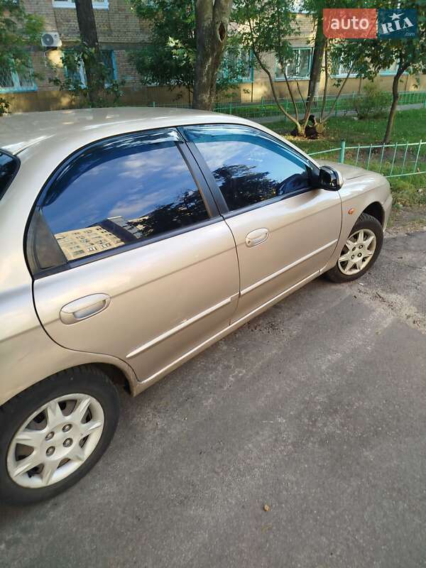 Седан Kia Sephia 2003 в Киеве фото 7 Седан Kia Sephia 2003 в Киеве