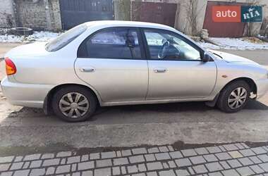 Седан Kia Sephia 2003 в 