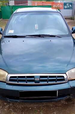 Седан Kia Sephia 2004 в Синельниковому