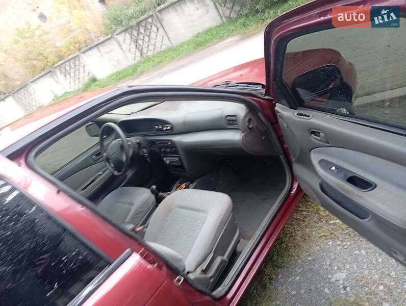 Седан Kia Sephia 1997 в Летичіві фото 3 Седан Kia Sephia 1997 в Летичіві