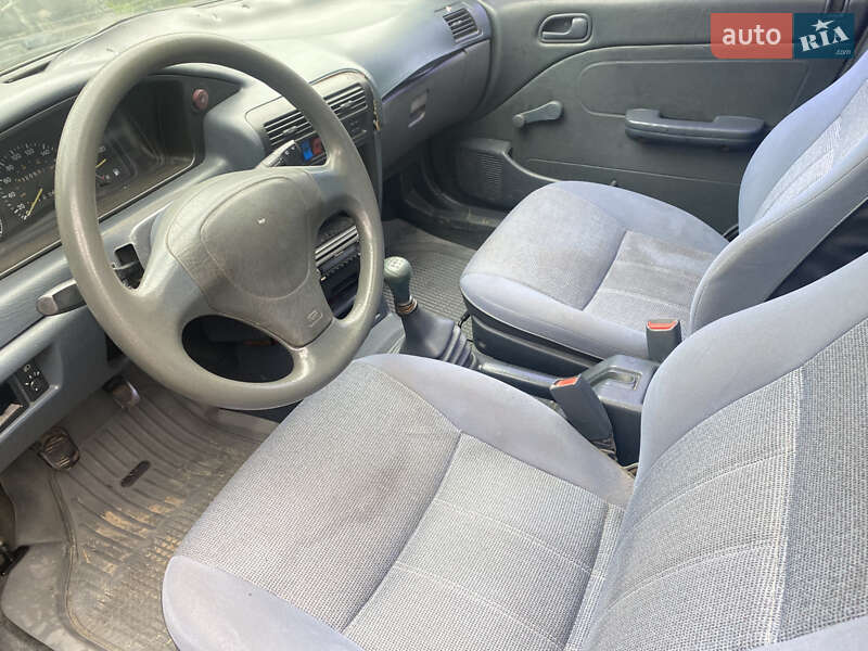 Седан Kia Sephia 1994 в Березному фото 6 Седан Kia Sephia 1994 в Березному