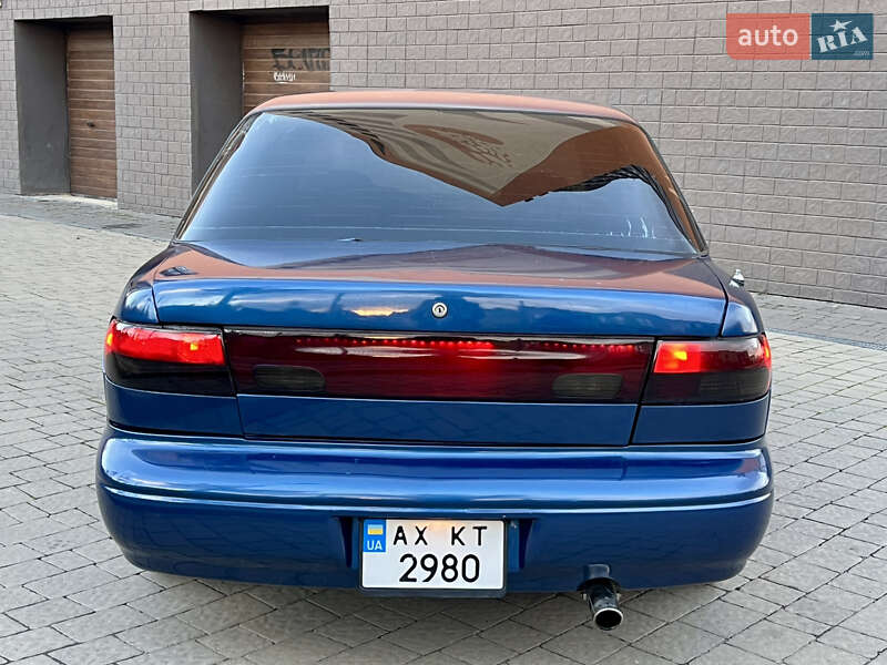 Седан Kia Sephia 1998 в Ивано-Франковске